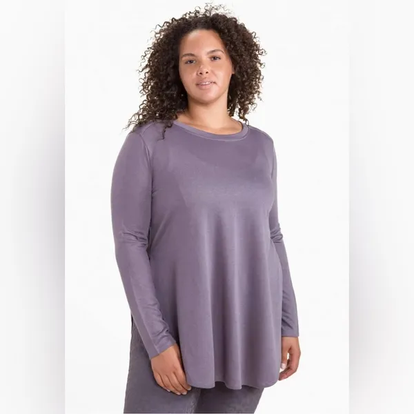 Mono B NWT Side Slit Tee dark purple size 1X - Image 3
