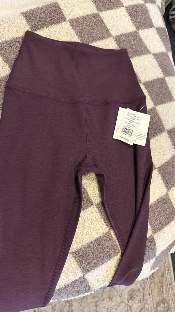 Beyond Yoga Leggings - Image 5