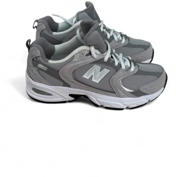 New Balance Woman's Grey and White Athletic Sneakers - Image 5