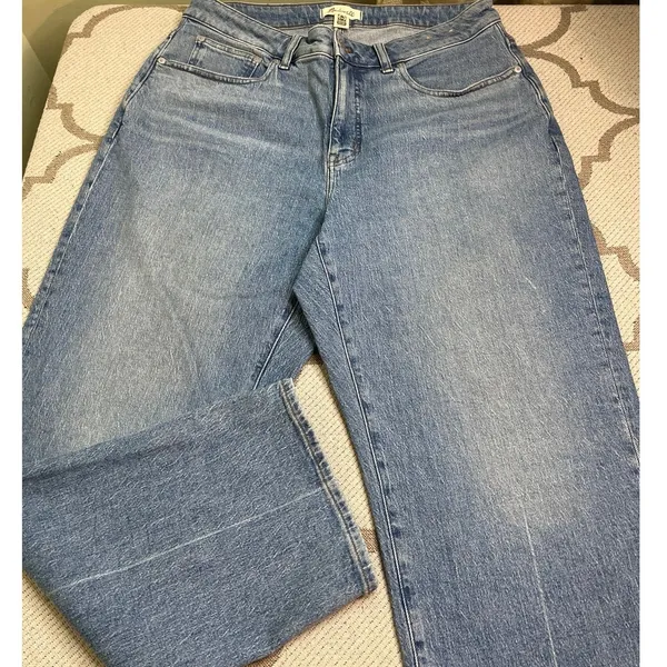 Madewell The Plus Curvy 90’s Straight Blue Jeans, size 14W, DM784, high-rise - Image 5