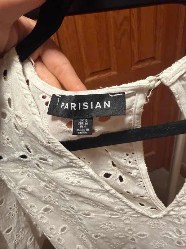 White dress Size 6 - Image 2