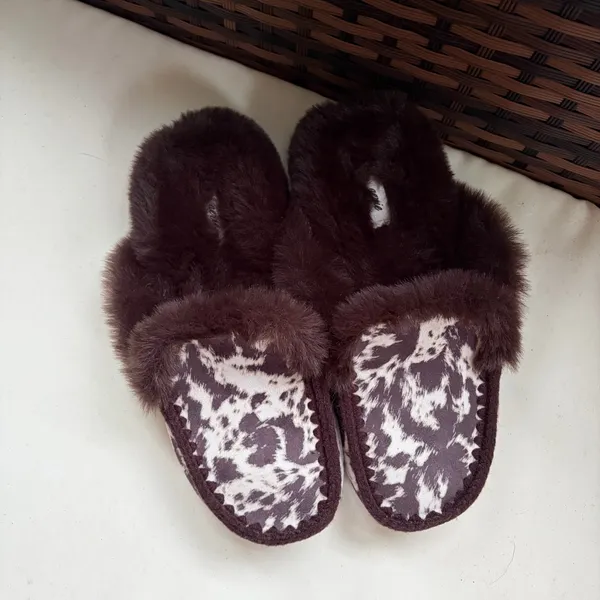 Cowhide print slippers - Image 3