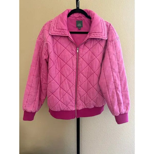 Wild Fable Women's Oversized Woven Quilted Bomber Jacket Size Small - Image 3