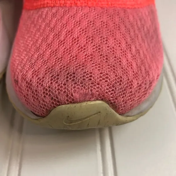 Nike React legend running shoes in pink and gray size nine - Image 4