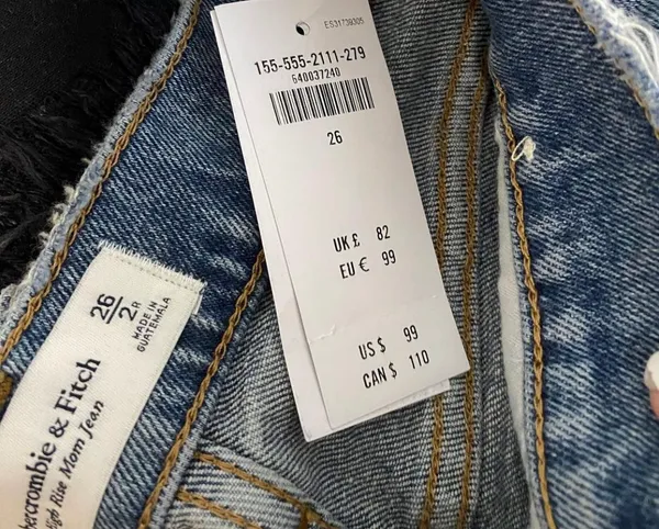 Abercrombie Jeans - Image 2