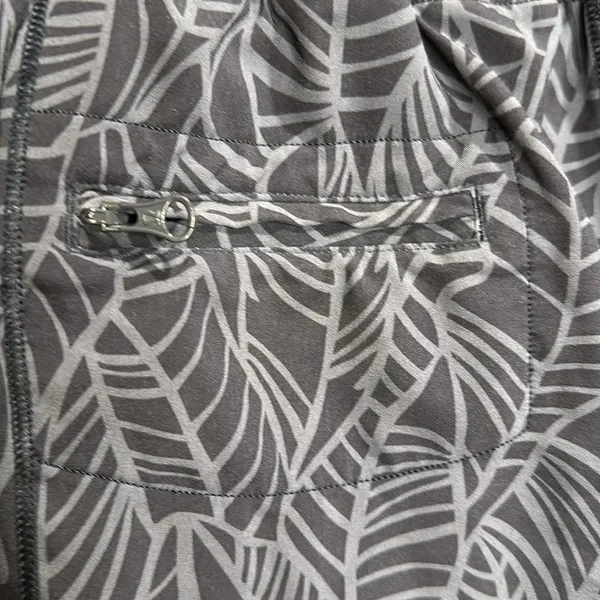 Lululemon Pretty Palm Size 6 Hotty Hot Shorts - Image 8