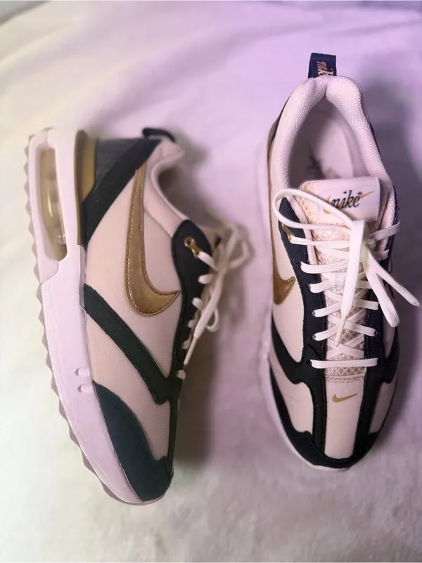 Nike Women's White Black Sneakers with Metallic Gold Swoosh - Image 5