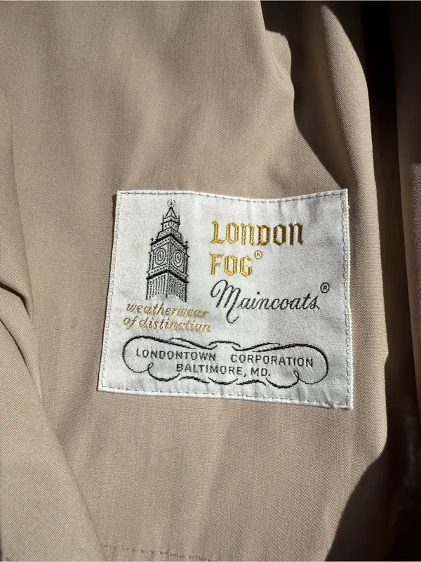 London Fog Women's Trench Coat in Beige - Image 7