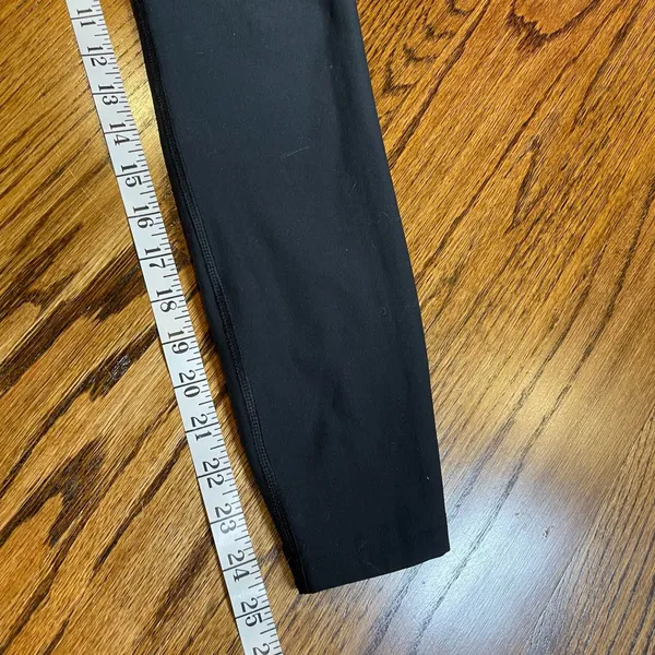 Nike Dri-FIT Legend Slim Fit Training Leggings - Image 5