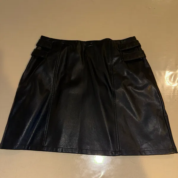 Black Leather Skirt Forever 21 - Image 2