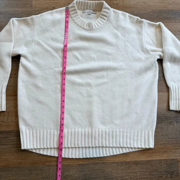 LOFT Women’s size xs Cream Crewneck Sweater soft and cozy - Image 7