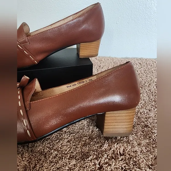 Women's Brown Loafers. Size 35. Brand the lab. That's right - Image 15