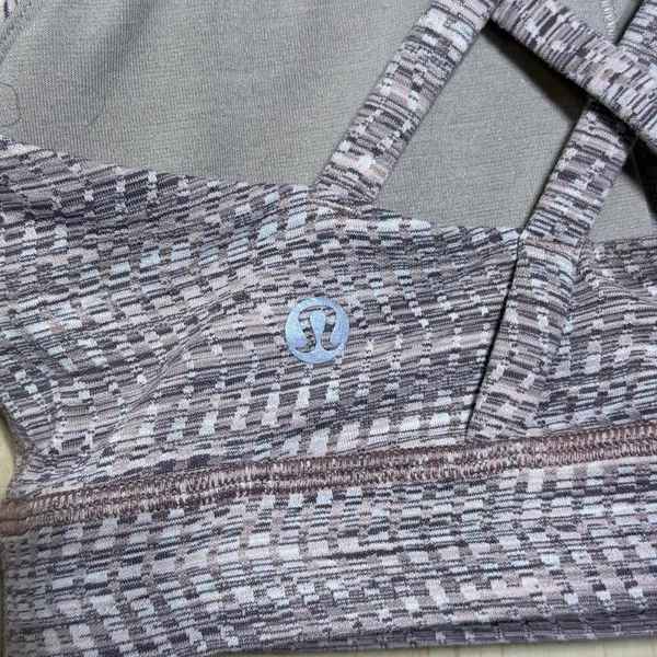 Lululemon Sports Bra Size 2 Strappy Criss Cross Pink‎ Gray Yoga Athletic - Image 6