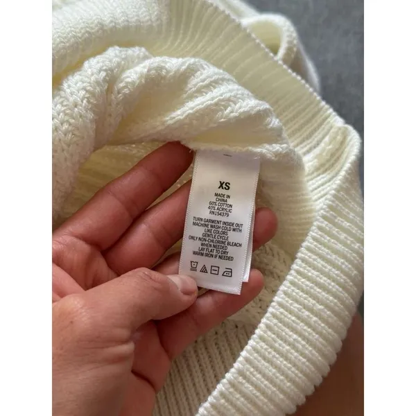 Aeropostale Long Sleeve Cropped Knit Sweater V Neck‎ Tan Womens Sz Xs - Image 5