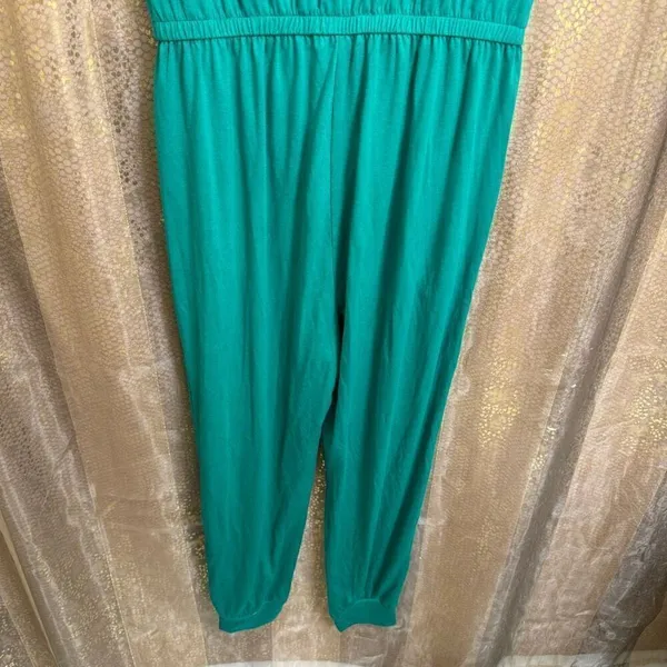 PrettyGarden Kelly Green Loose Off The Shoulder Stretchy Pants Romper M NWT - Image 6