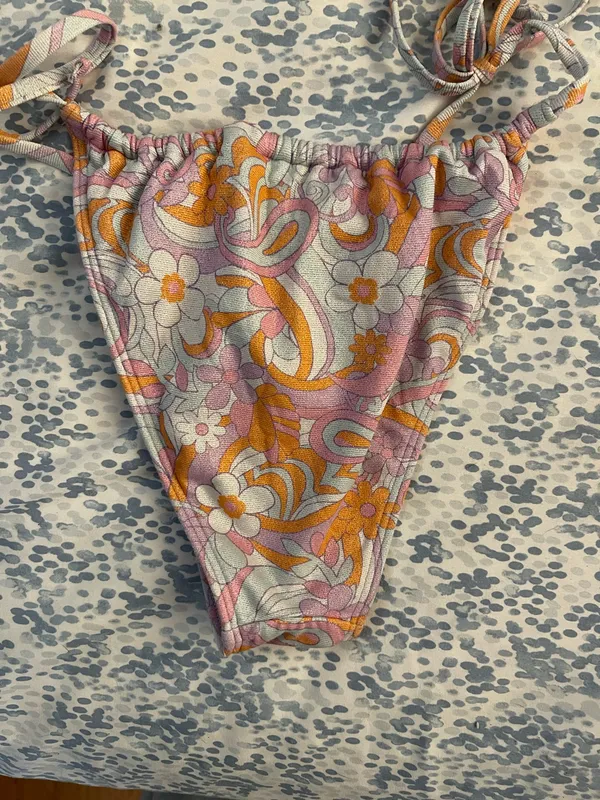 Hollister Bikini Set - Image 2