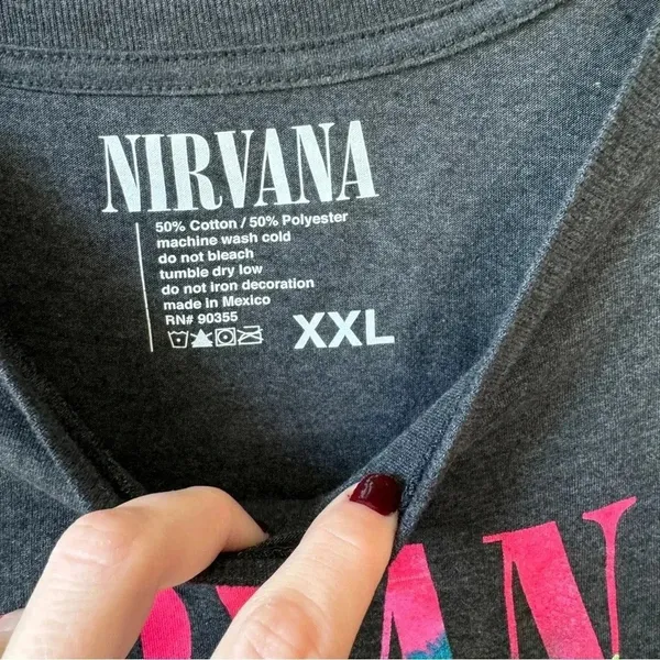 Nirvana graphic band tee short sleeve top tshirt rainbow charcoal smiley face - Image 3