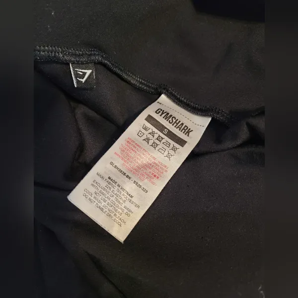 GYMSHARK SHORTS - Image 9