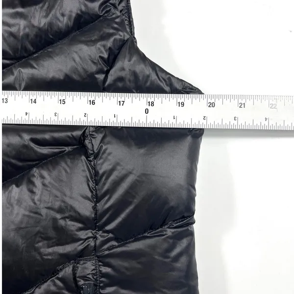 L.L. Bean Women's Boundless Down Puffer Vest Small EUC Outdoor Fall Cozy - Image 11