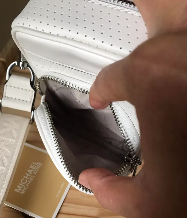 Michael Kors Purse - Image 8