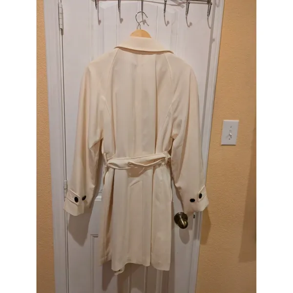 Ann Klein Belted Trench Coat Ivory- Women’s M - Image 10