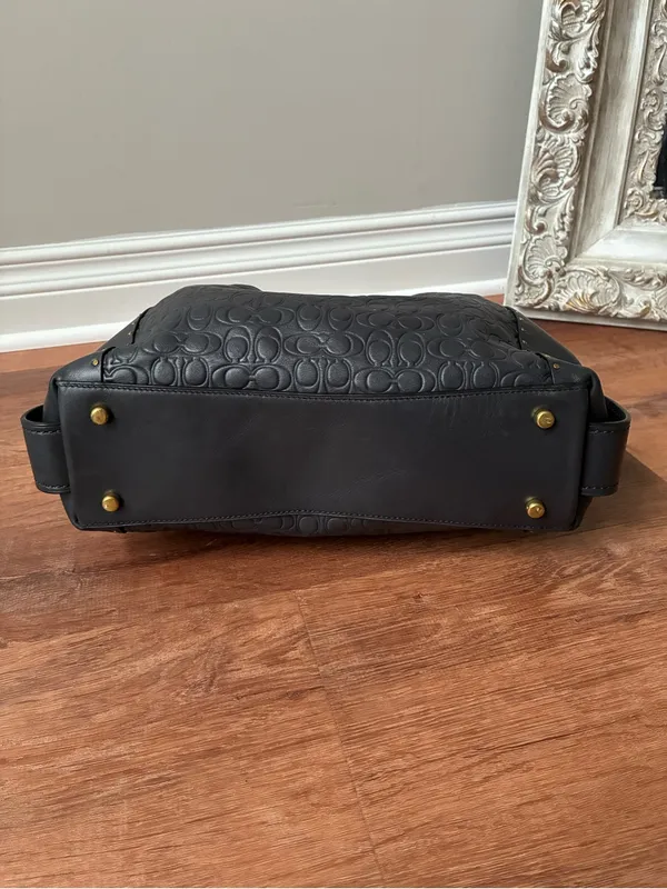 Coach Edie Shoulder Bag 31 In Signature Leather With Rivets - Image 13