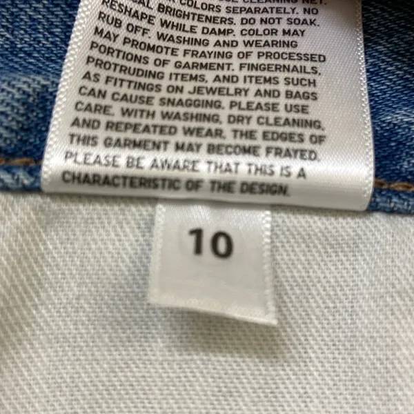 Uniqlo ,Women’s,Blue,Distressed,Short Jeans.Size-10 - Image 10