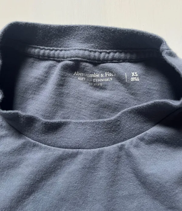 abercrombie and fitch shirt - Image 3
