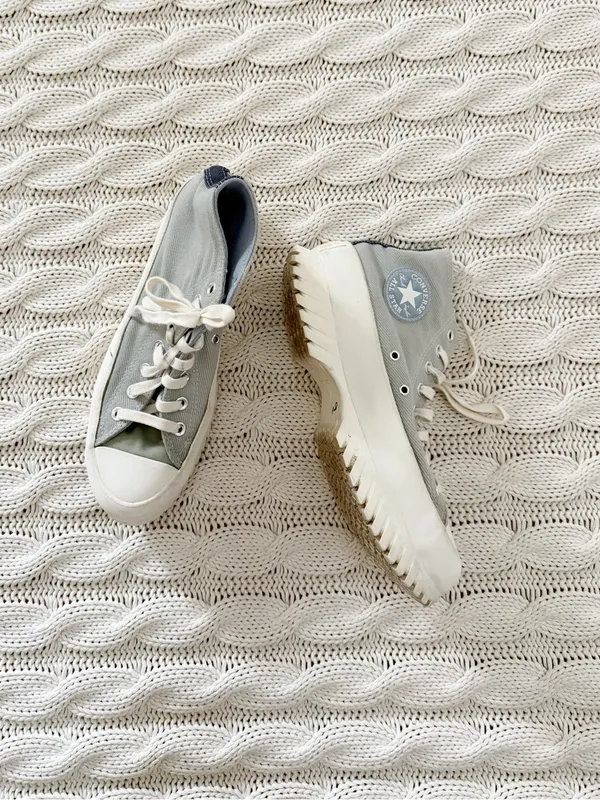 Converse Chuck Taylor All Star Lugged 2.0 platform denim sneakers in sage green - Image 2