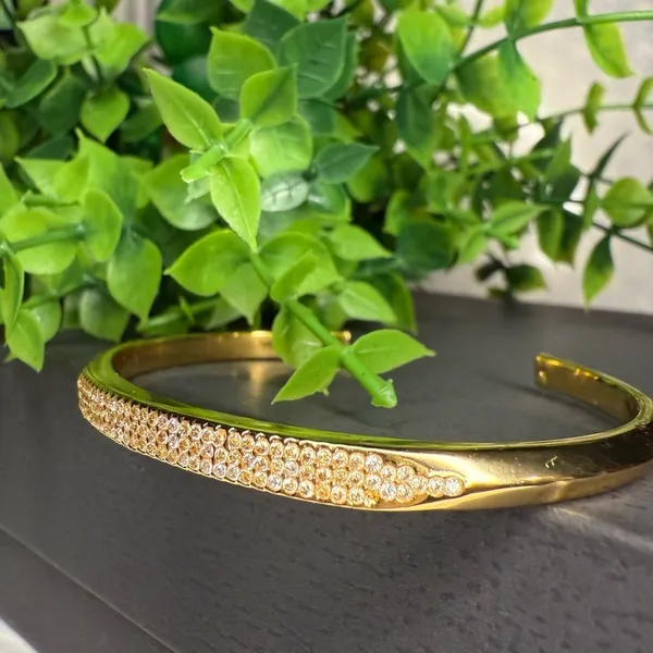 Kate Spade New York “Raise The Bar” Gold Pavé Cuff Bracelet NWT - Image 3
