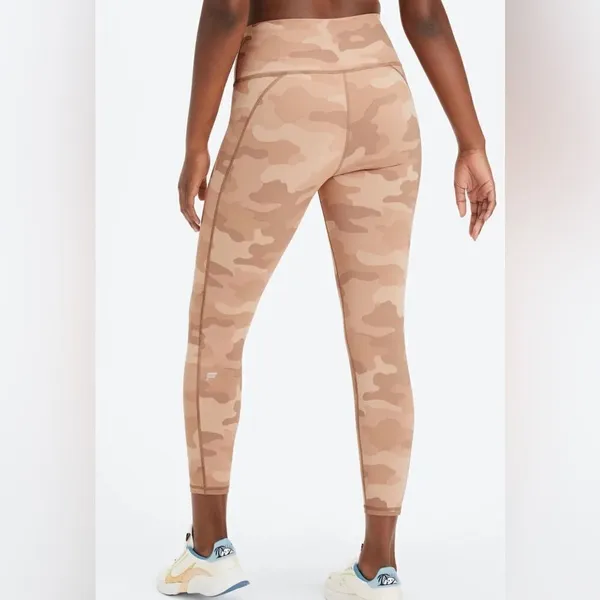 Fabletics Define Nude Camo High-Waisted 7/8 Legging and Sports‎ Brand NWT C34 - Image 3