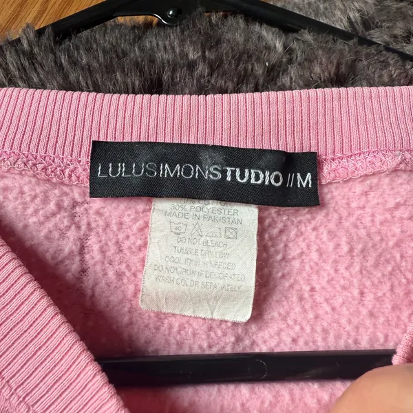 Pink Smiley Face Sweatshirt Size M - Image 3