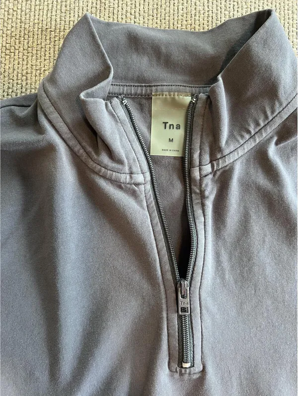 Aritzia TNA Crop Tee - Image 4