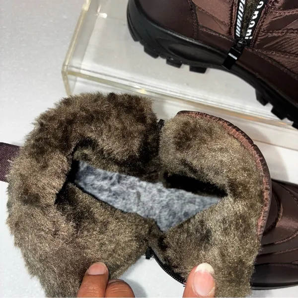 ❄️🥶Size:10 Brown Winter Cozy Boots with Durable Soles and Classic Design - Image 5