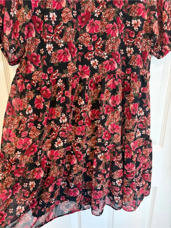 1. State Red Black Floral Puff Sleeve Dress Size Small Ruffle Babydoll Flowers - Image 4