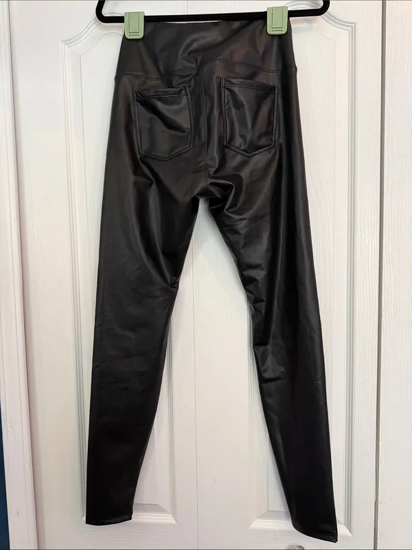 HALARA Black Faux Leather High-Waist Skinny Leggings - Medium - Image 2