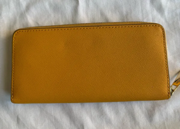Michael Kors Wallet - Image 2