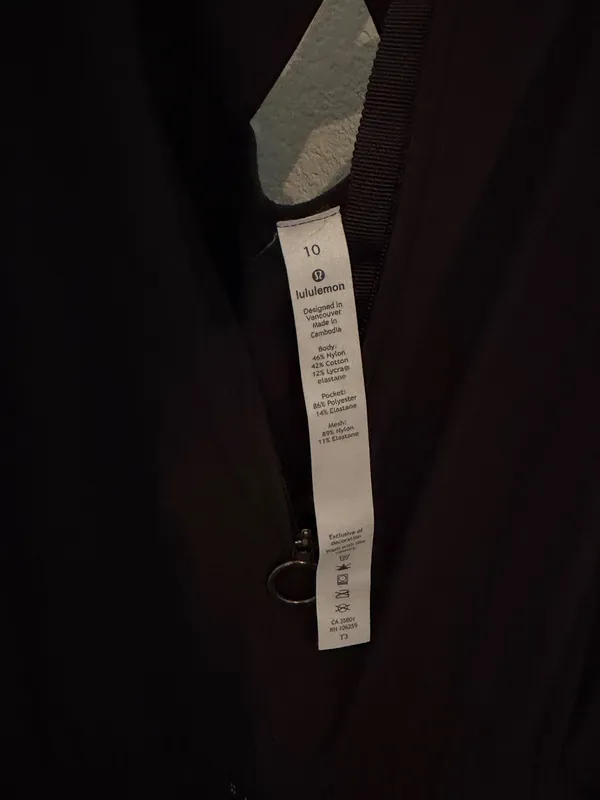 Lululemon Shift in Time Jumpsuit Black Size 10 Cross Back - Image 4