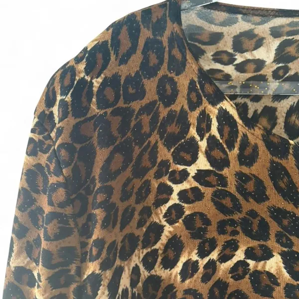 Early 2000s grandma core leopard print padded shoulder top MADE IN USA - Image 3