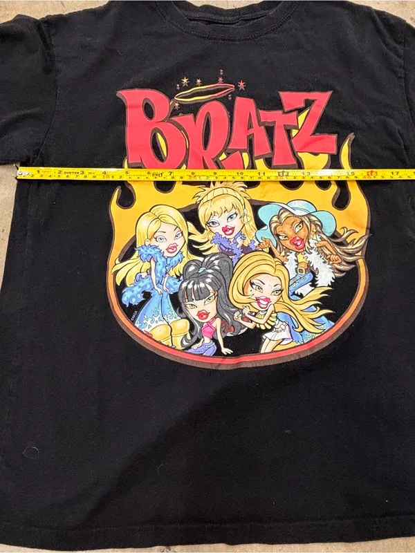 Bratz TShirt Black F Women’s Medium Dollcore Y2K style - Image 6