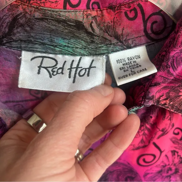 Vintage 90s Red Hot rayon funky boho button down Size Large Pink - Image 5