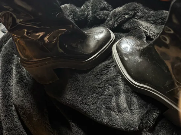 H&M Platform Boots Black - Image 3