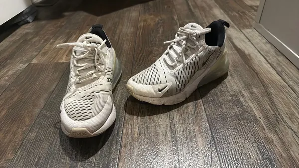 270 Nike Air Max Shoes - Image 2