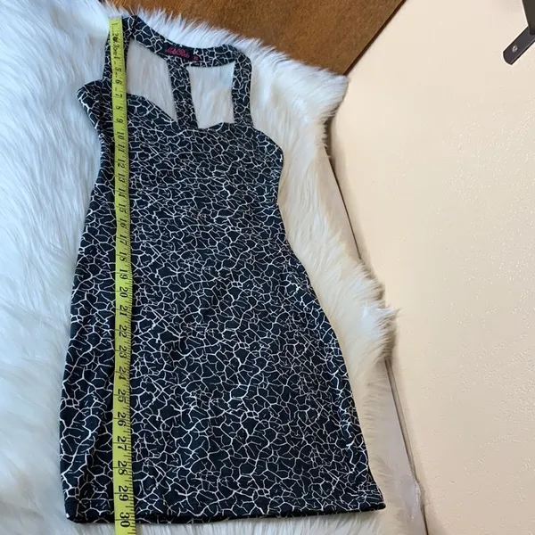 Motel Rocks Cage Back BodyCon Dress Size XS - Image 11