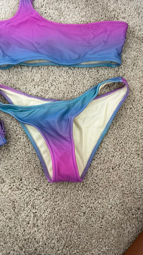 Triangl Bikini Set - Image 3