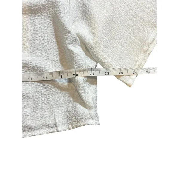 Women's White Buttoned Crop Top Size M - Image 5