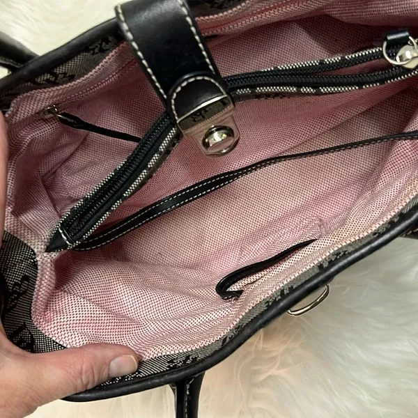 Dooney‎ & Bourke Signature Series Hand Bag/Purse B95 - Image 10