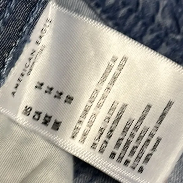 American Eagle Blue High Rise Button Down Pleated Pocketed Mom Shorts- Size 14 - Image 10
