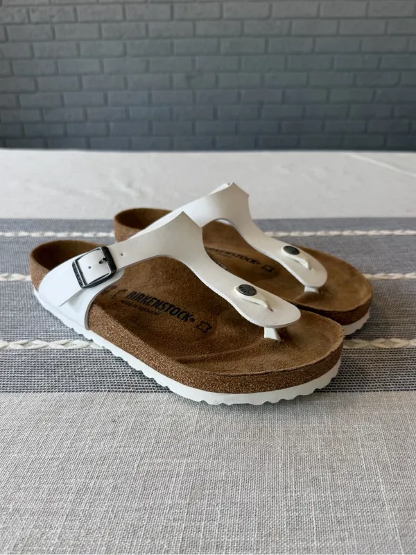 Birkenstock Gizeh Thong Sandals White Women’s Size 39 - Image 4