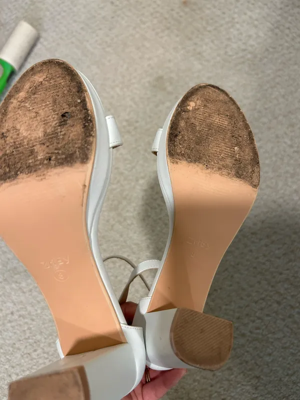 White Sandal Heels size 8 - Image 9